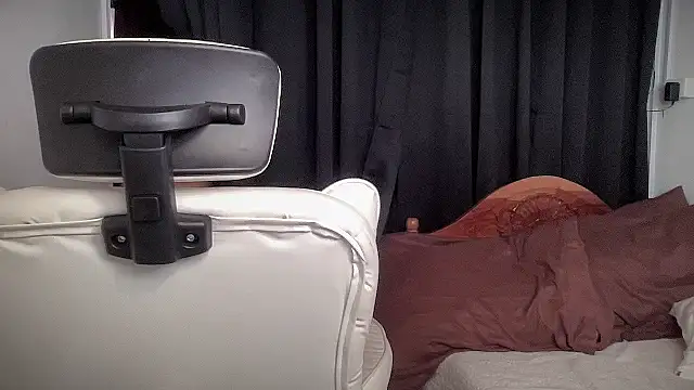 Bella Bumzyyy online show from November 12, 7:52 am