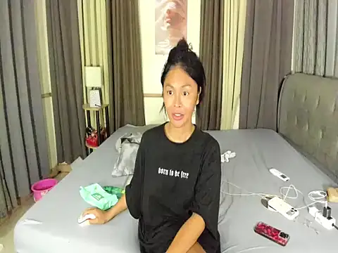 Monstercockgoddessx online show from July 6, 5:48 pm