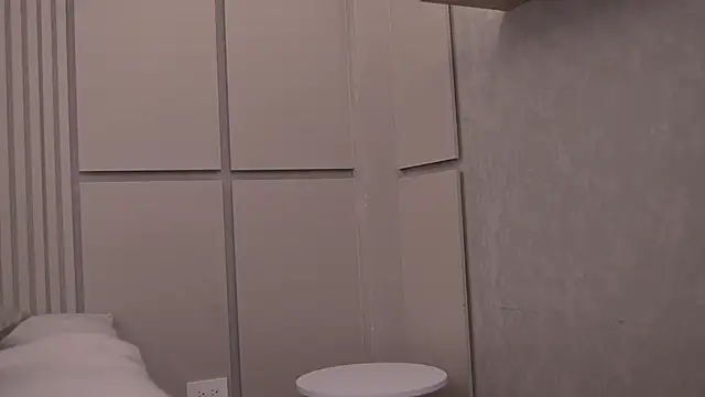 Ariaa Isabell online show from November 10, 6:20 pm