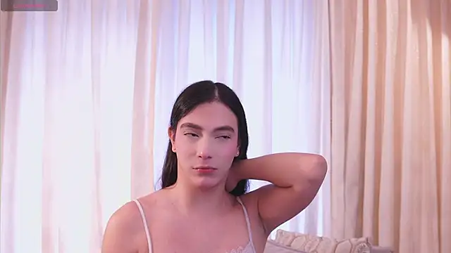 Ariaa Isabell online show from June 4, 6:44 pm