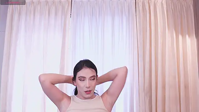 Ariaa Isabell online show from June 5, 6:47 pm