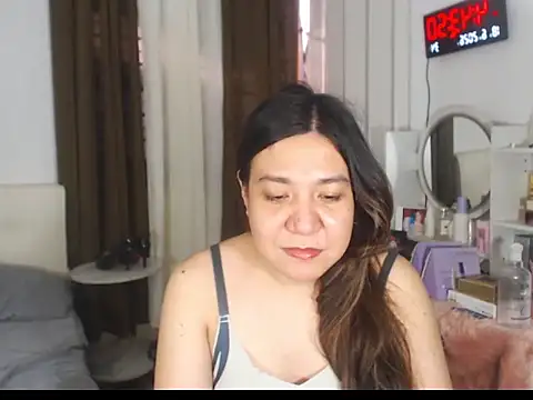 stellahugeX online show from June 18, 8:48 am