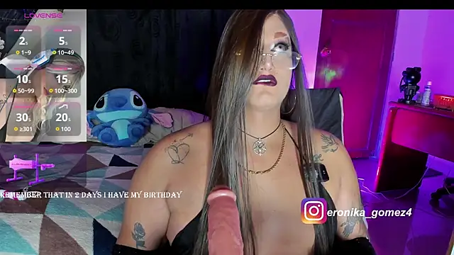 Sweetveronik 44 online show from June 4, 5:32 am