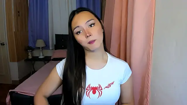 ameliamaureen online show from June 15, 6:37 am