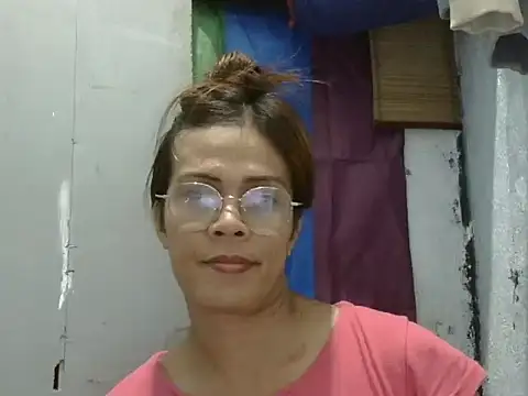 juicycum069 online show from June 10, 8:24 am