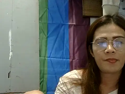 juicycum069 online show from June 13, 7:41 am