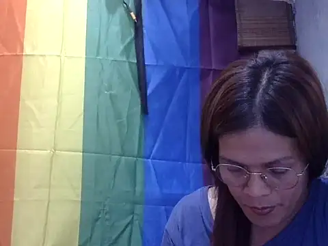 juicycum069 online show from June 19, 9:14 am