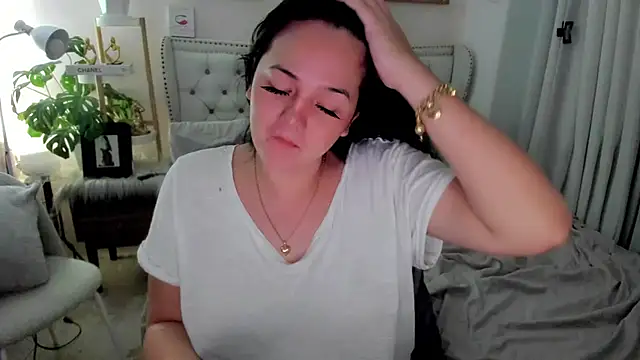 SweetHoney369 online show from October 21, 6:59 am