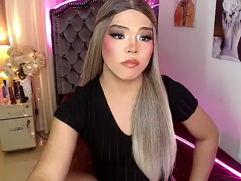 Snapshot of Ionic_Aika chatting on October 8, 9:43 am Ionic Aika online show from October 8, 9:43 am