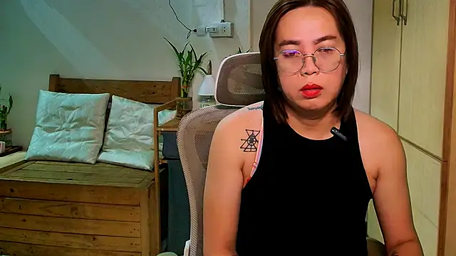 moriliciousxxx online show from June 22, 12:14 am