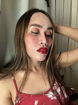 RomanticPearlTS online show from June 13, 1:11 pm