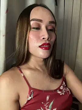 RomanticPearlTS online show from June 17, 2:45 am