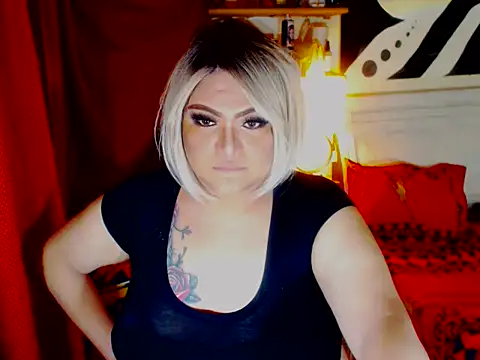 Snapshot of Mistress4fun chatting on September 16, 9:14 am Mistress4fun online show from September 16, 9:14 am