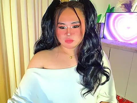 ursexy ceciliaxx online show from June 5, 11:38 am