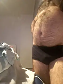 NegativeCleat4 online show from June 7, 1:35 am