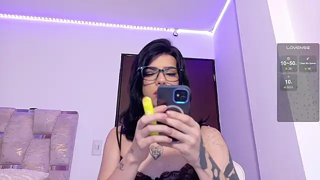 Rachell coollins online show from July 4, 1:44 am