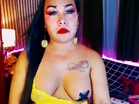 CumFactoryLuna online show from June 11, 10:02 am