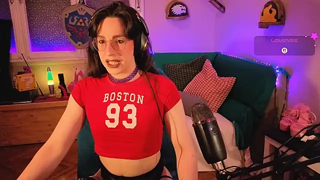 Zesty Peach online show from June 10, 8:41 pm