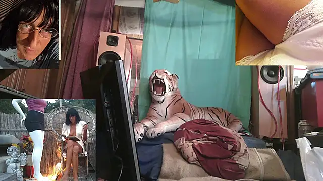 SissiDomination online show from February 16, 8:28 pm