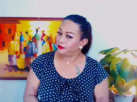 EmmaKantutera online show from June 7, 5:21 pm