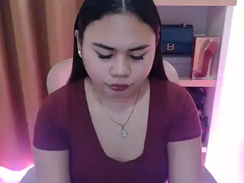 Annafoxy2xx online show from May 11, 12:32 pm