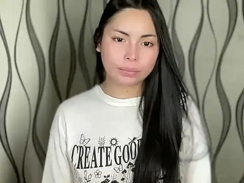 lovekatexx online show from May 2, 5:01 am
