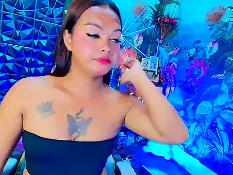 AsianTransbrittany online show from December 3, 2:27 am