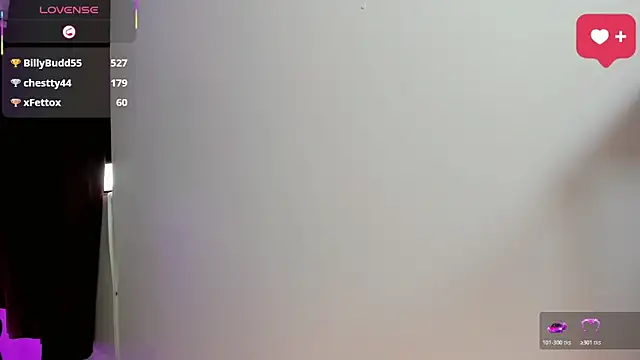 Britany montiel online show from April 10, 7:08 pm