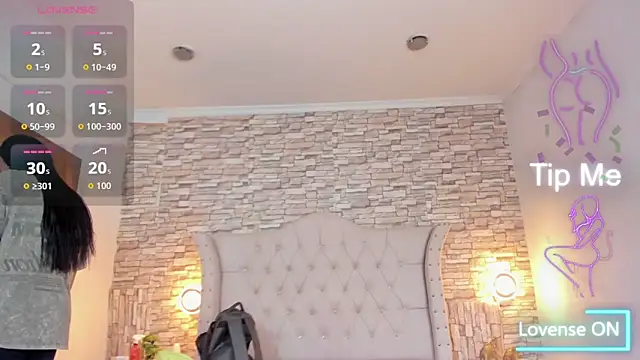 Lucia-Horny24 online show from October 24, 8:03 pm