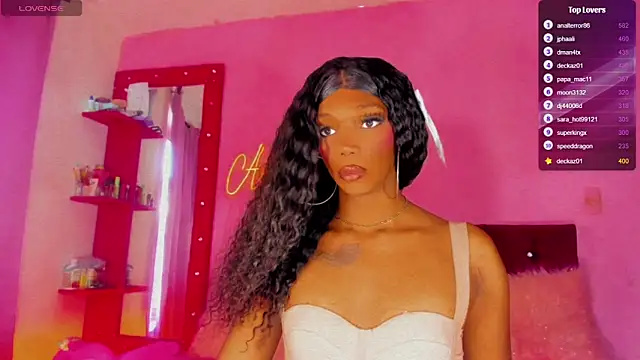 Sara hot12112 online show from March 7, 9:21 pm