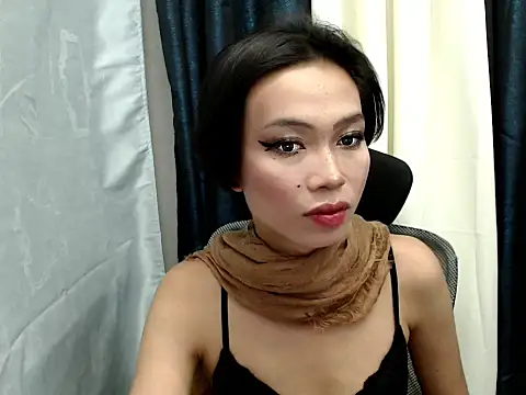 Urlustfull Sainaxxx online show from April 30, 3:49 pm