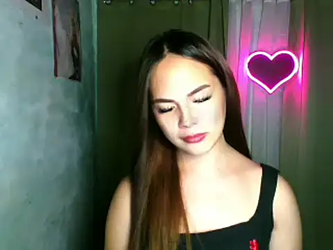 sweetsassyxx online show from April 1, 1:41 pm