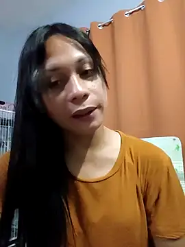 missruffa online show from June 25, 1:15 pm