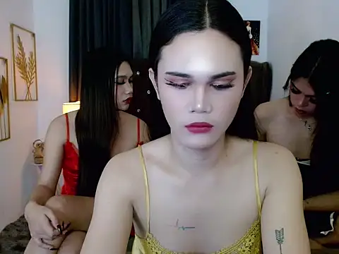 airyloove online show from October 18, 1:31 am