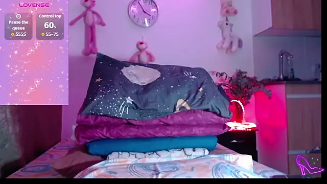 AllysonStonne online show from March 26, 1:09 am