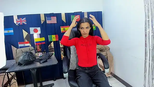 Aisha hotts777 online show from July 3, 7:52 pm