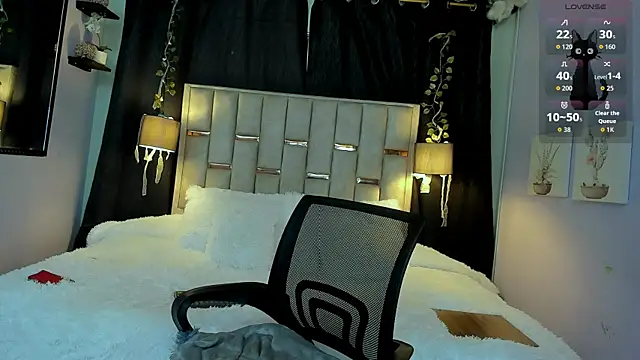 melody-rouss online show from November 3, 3:05 am