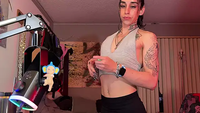 xoFrankie online show from July 16, 3:23 am