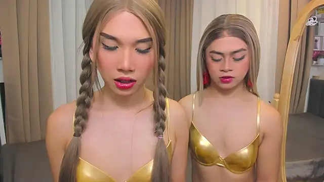 MaxCollins online show from November 26, 7:49 pm