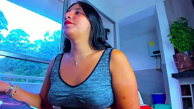 laura goddess ts online show from September 12, 10:37 pm
