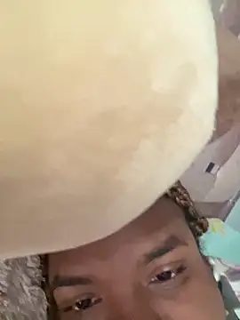 LicyEvans1 online show from March 12, 9:31 pm