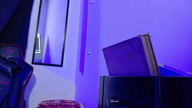 Rihanna hotx online show from June 8, 3:40 am