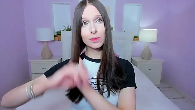 dark k1tty online show from April 8, 7:26 pm