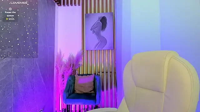 PauliinaBelle  online show from May 29, 2:04 pm