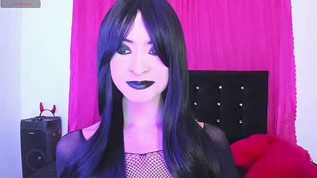 cutenaked 8 online show from July 23, 12:15 am