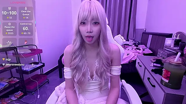 Linbaibai online show from December 5, 2:12 pm