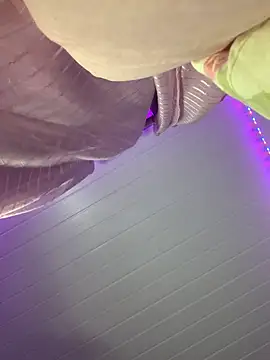 luluzinhax online show from February 16, 2:21 am