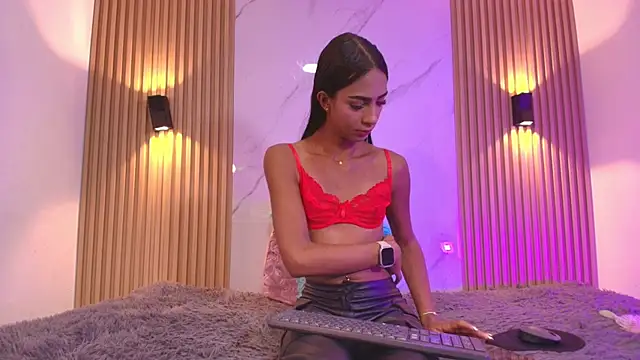 Valentinaliux  online show from July 2, 11:48 am