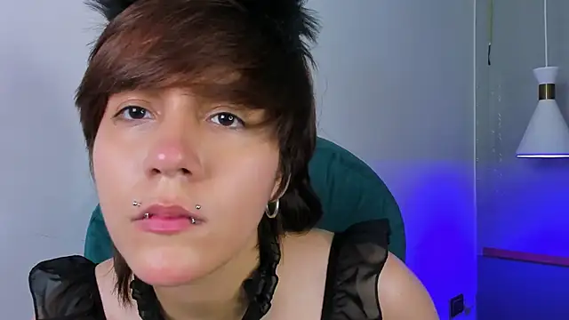 Tsuki Maru online show from April 9, 8:59 pm