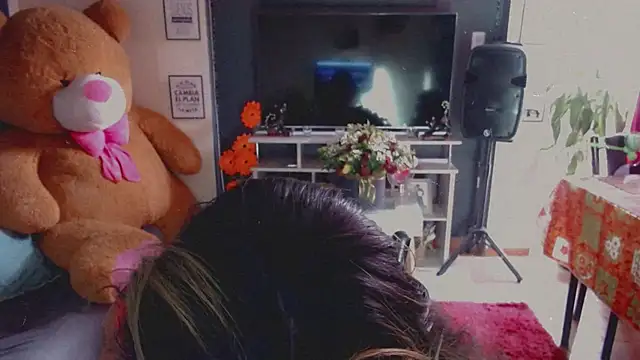 ScarletSizzling online show from October 30, 1:54 pm